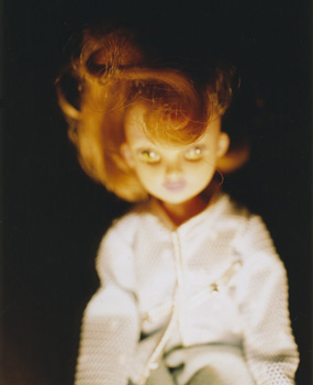 02 高橋万里子「月光 1. 人形」 タイプ Cプリント / ed. 10  作品サイズ：558×455mm